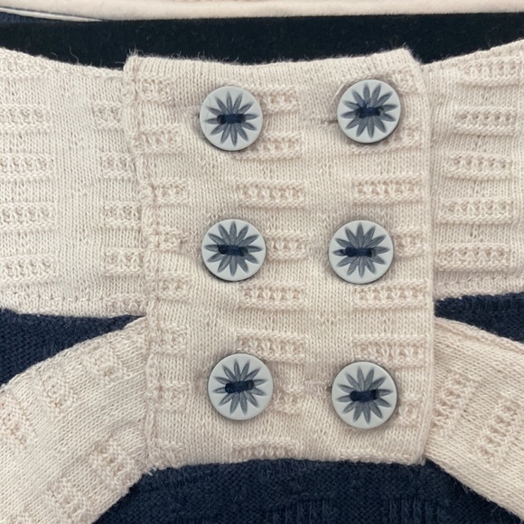 Anthropologie top Pilcro navy and off white 3/4 sleeve very retro inspired NWOT - Picture 3 of 8